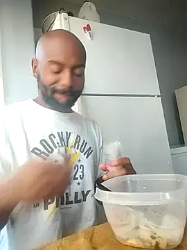 Snapshot of 77daddydick chatting on November 2025 03:17:02 PM 77daddydick online show from November 2025 03:17:02 PM