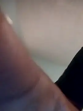 Snapshot of 77daddydick chatting on October 2025 10:39:02 PM 77daddydick online show from October 2025 10:39:02 PM