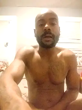 Snapshot of 77daddydick chatting on November 2025 03:23:02 AM 77daddydick online show from November 2025 03:23:02 AM