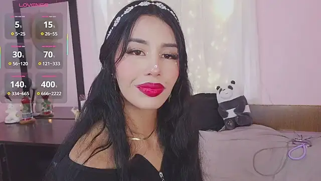 Miss Charlottet online show from April 2026 07:58:02 PM