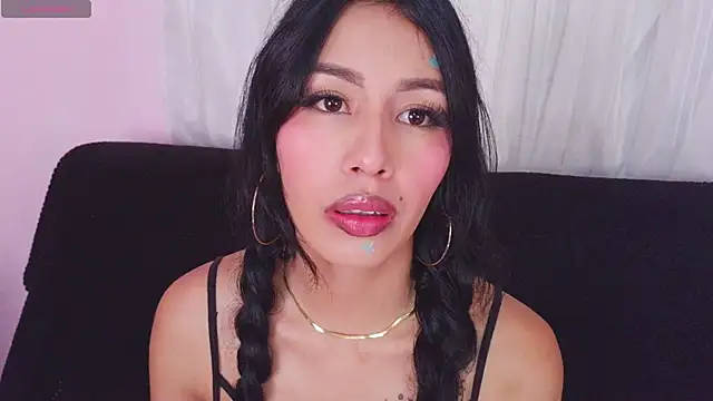 Miss Charlottet online show from May 2026 10:11:02 AM
