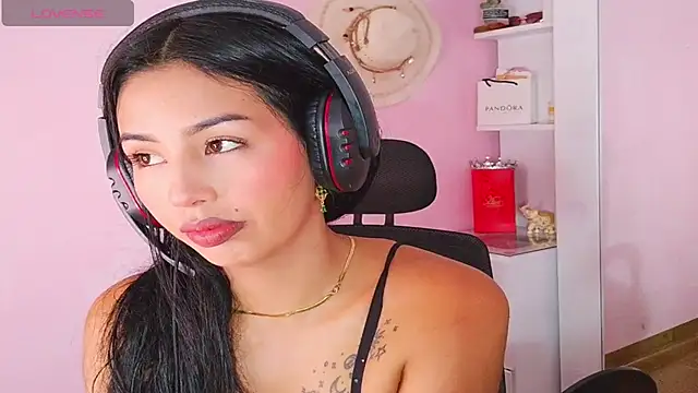 Miss Charlottet online show from July 2026 01:45:01 PM