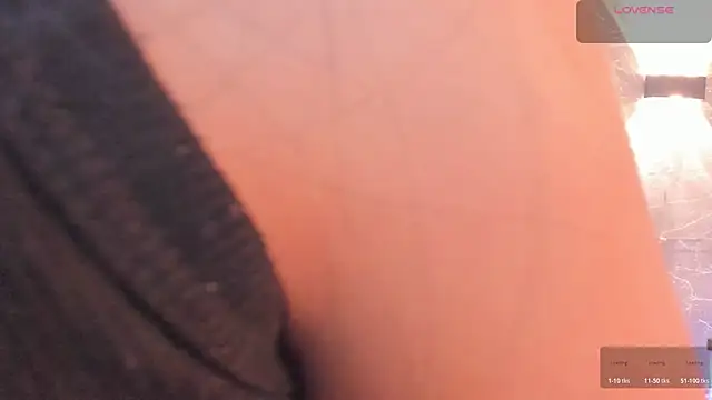 Snapshot of Miss_Charlottet chatting on December 2025 01:37:01 AM Miss Charlottet online show from December 2025 01:37:01 AM