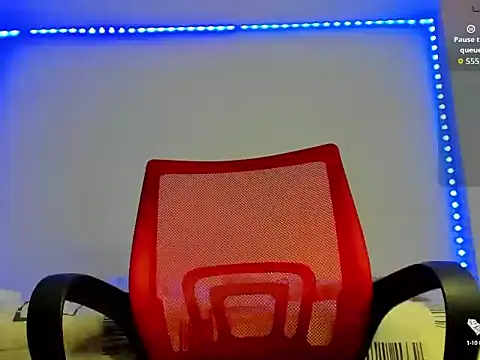 Snapshot of Alexxx_savage chatting on October 2025 03:49:02 AM Alexxx savage online show from October 2025 03:49:02 AM