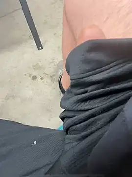 jamesliddick38 online show from March 2026 07:18:02 PM