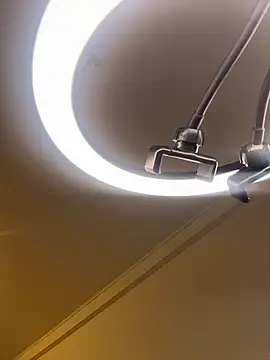 princesaliay online show from January 2026 10:21:01 AM