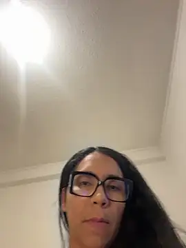 princesaliay online show from June 2026 11:04:02 AM