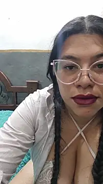 Snapshot of ALMAWHITE chatting on September 2025 01:28:02 PM ALMAWHITE online show from September 2025 01:28:02 PM
