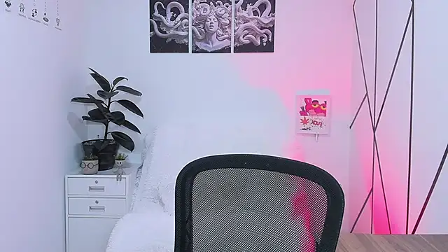 Snapshot of Room_69x chatting on November 2025 03:10:02 AM Room 69x online show from November 2025 03:10:02 AM