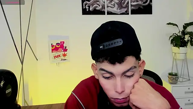 Room 69x online show from October 2025 04:14:01 AM