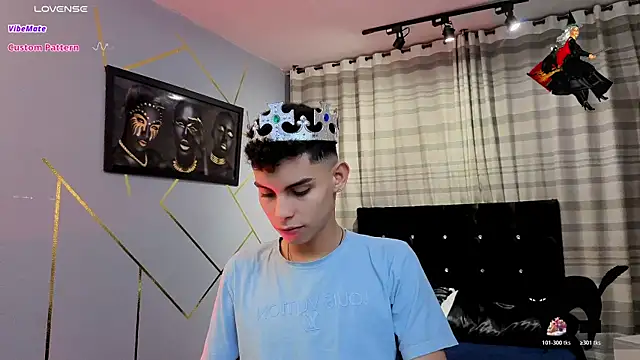 Snapshot of Room_69x chatting on October 2025 03:38:02 AM Room 69x online show from October 2025 03:38:02 AM