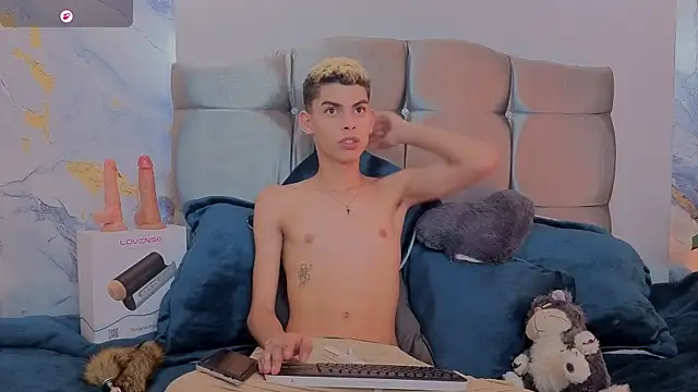 Room 69x online show from March 2026 04:31:01 PM