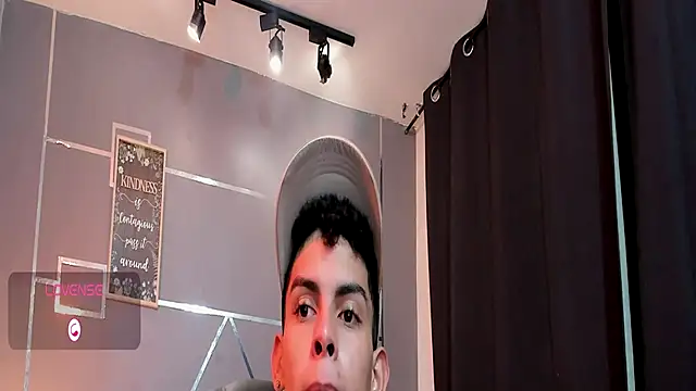 Snapshot of Room_69x chatting on November 2025 03:16:02 AM Room 69x online show from November 2025 03:16:02 AM