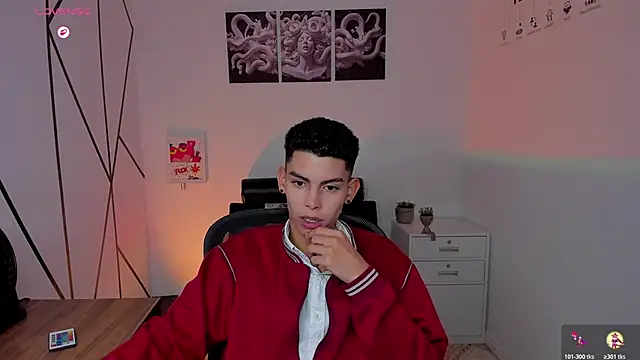 Snapshot of Room_69x chatting on October 2025 03:29:02 AM Room 69x online show from October 2025 03:29:02 AM