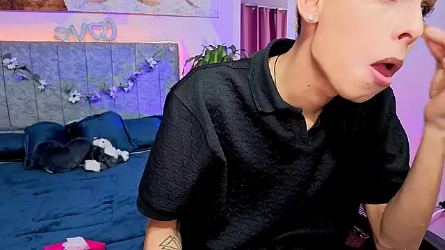 Room 69x online show from February 2026 04:39:02 PM