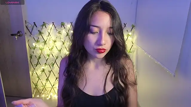 Snapshot of genet_ chatting on October 2025 12:45:01 AM genet online show from October 2025 12:45:01 AM