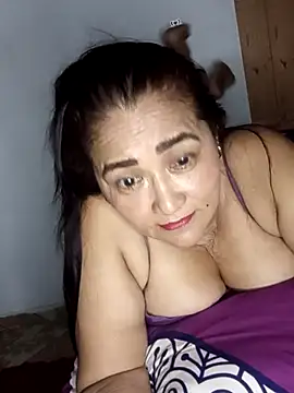 Snapshot of linda_luna29 chatting on September 2025 01:52:02 AM linda luna29 online show from September 2025 01:52:02 AM