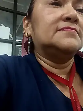 linda luna29 online show from January 2026 08:35:01 PM