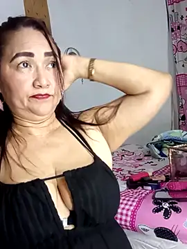 linda luna29 online show from December 2025 04:48:02 AM