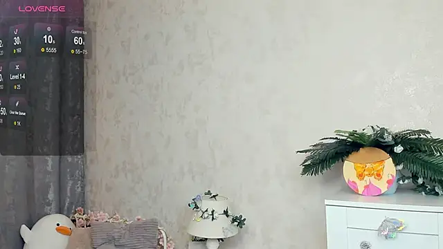 roxydolll online show from December 2025 02:12:01 AM