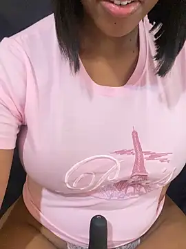 Sipsdoll online show from December 2025 12:39:01 PM