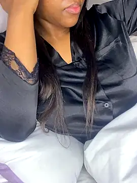 Sipsdoll online show from October 2025 11:06:02 PM