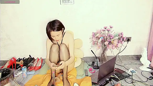 Snapshot of Solsken_ chatting on December 2025 04:28:02 PM Solsken online show from December 2025 04:28:02 PM