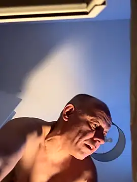 Jaropol online show from December 2025 06:05:01 AM