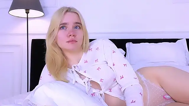 ANNABELLE LU online show from November 2025 02:25:01 AM