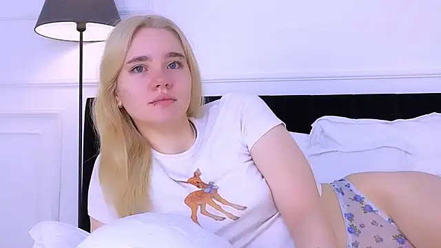 ANNABELLE LU online show from October 2025 02:21:01 AM