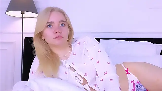 ANNABELLE LU online show from October 2025 02:24:01 AM