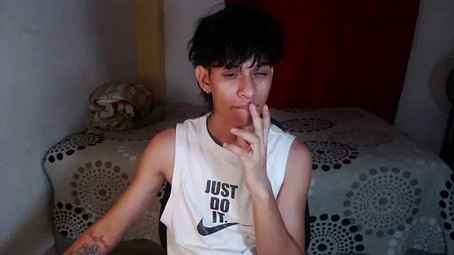 Snapshot of sung_yol chatting on November 2025 10:35:01 PM sung yol online show from November 2025 10:35:01 PM