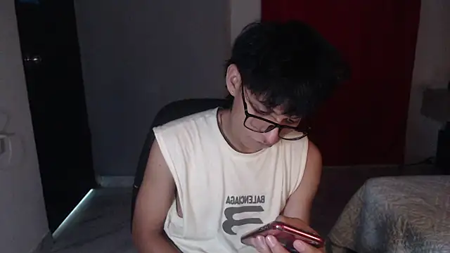 Snapshot of sung_yol chatting on September 2025 03:46:02 AM sung yol online show from September 2025 03:46:02 AM