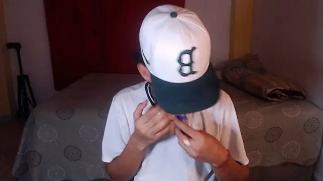 Snapshot of sung_yol chatting on October 2025 02:30:02 AM sung yol online show from October 2025 02:30:02 AM