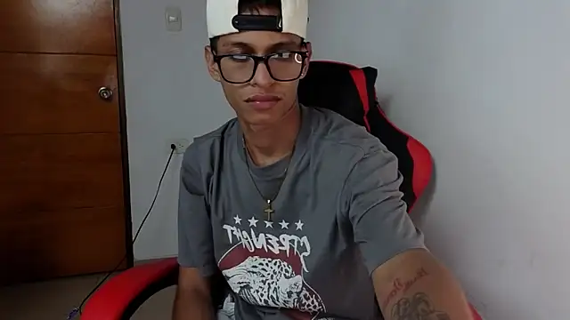 Snapshot of sung_yol chatting on March 2026 05:26:02 AM sung yol online show from March 2026 05:26:02 AM