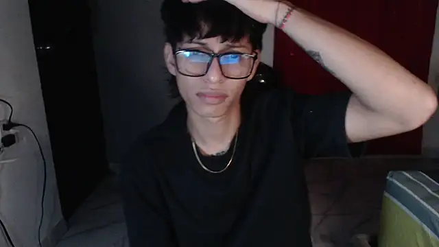 Snapshot of sung_yol chatting on October 2025 12:36:02 AM sung yol online show from October 2025 12:36:02 AM