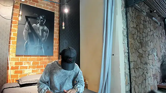 AlanCutee online show from November 2025 11:35:02 AM