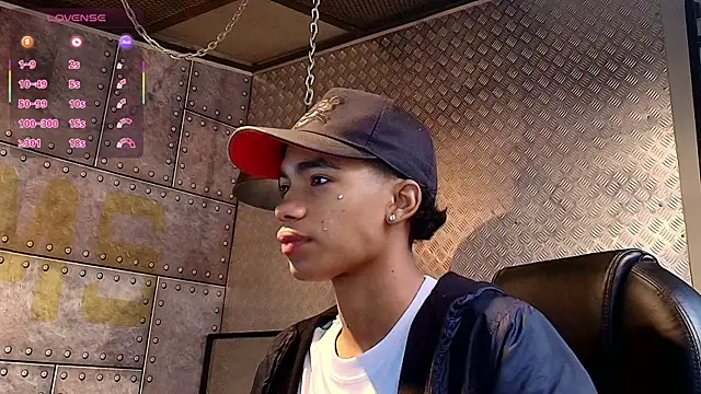 AlanCutee online show from September 2025 11:43:01 AM