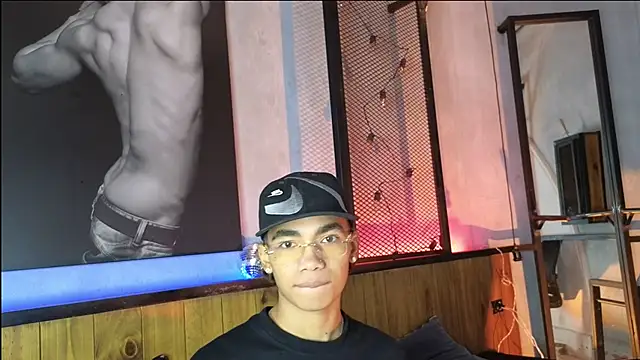 AlanCutee online show from March 2026 12:22:02 PM