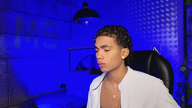 AlanCutee online show from March 2026 04:03:01 AM