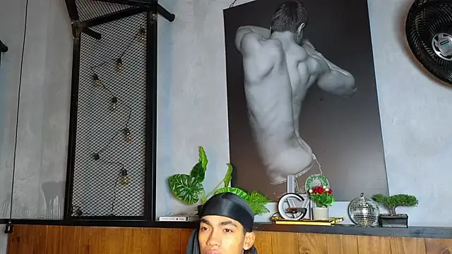 Snapshot of AlanCutee chatting on May 2026 12:09:01 PM AlanCutee online show from May 2026 12:09:01 PM