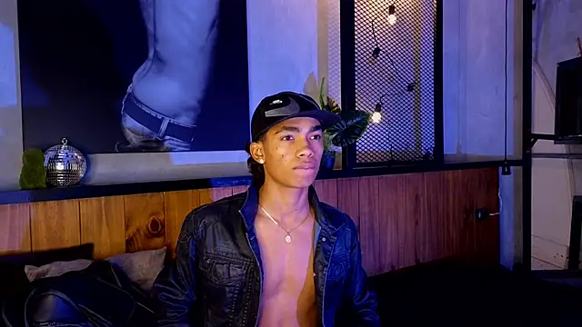 AlanCutee online show from April 2026 11:33:01 AM