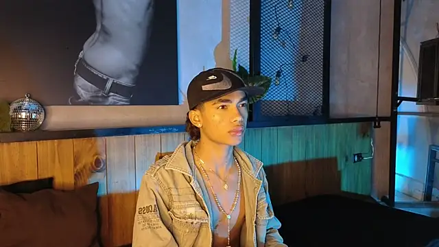 AlanCutee online show from April 2026 11:56:02 AM