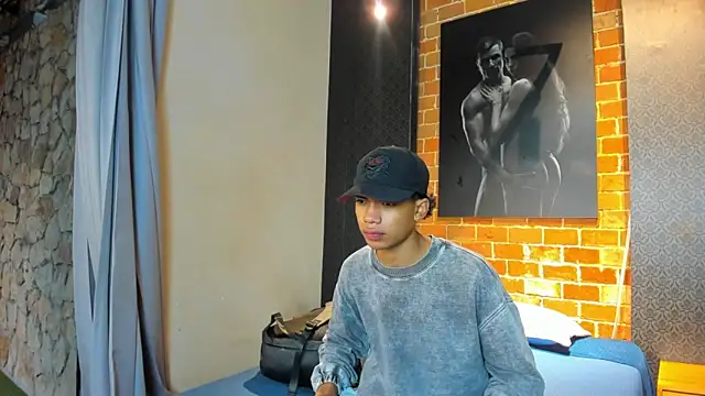 AlanCutee online show from November 2025 11:36:02 AM