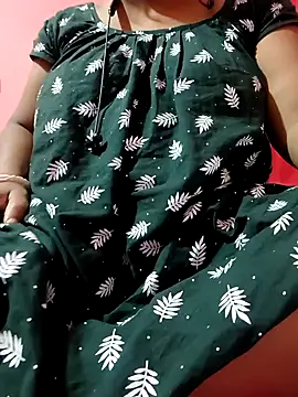 Cute-Swewty online show from May 2026 03:51:02 PM