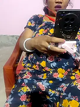 Snapshot of Cute-Swewty chatting on October 2025 02:49:01 PM Cute-Swewty online show from October 2025 02:49:01 PM