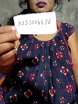 Cute-Swewty online show from September 2025 01:36:02 PM