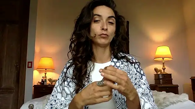 venuslibre online show from November 2025 07:25:02 PM