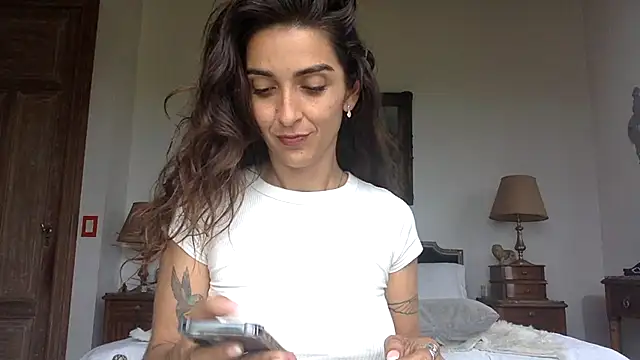 Snapshot of venuslibre chatting on October 2025 07:13:02 PM venuslibre online show from October 2025 07:13:02 PM