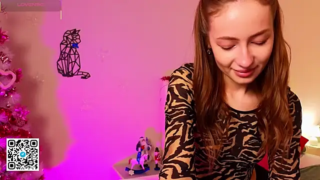 EsyaMeglin online show from November 2025 02:01:03 AM